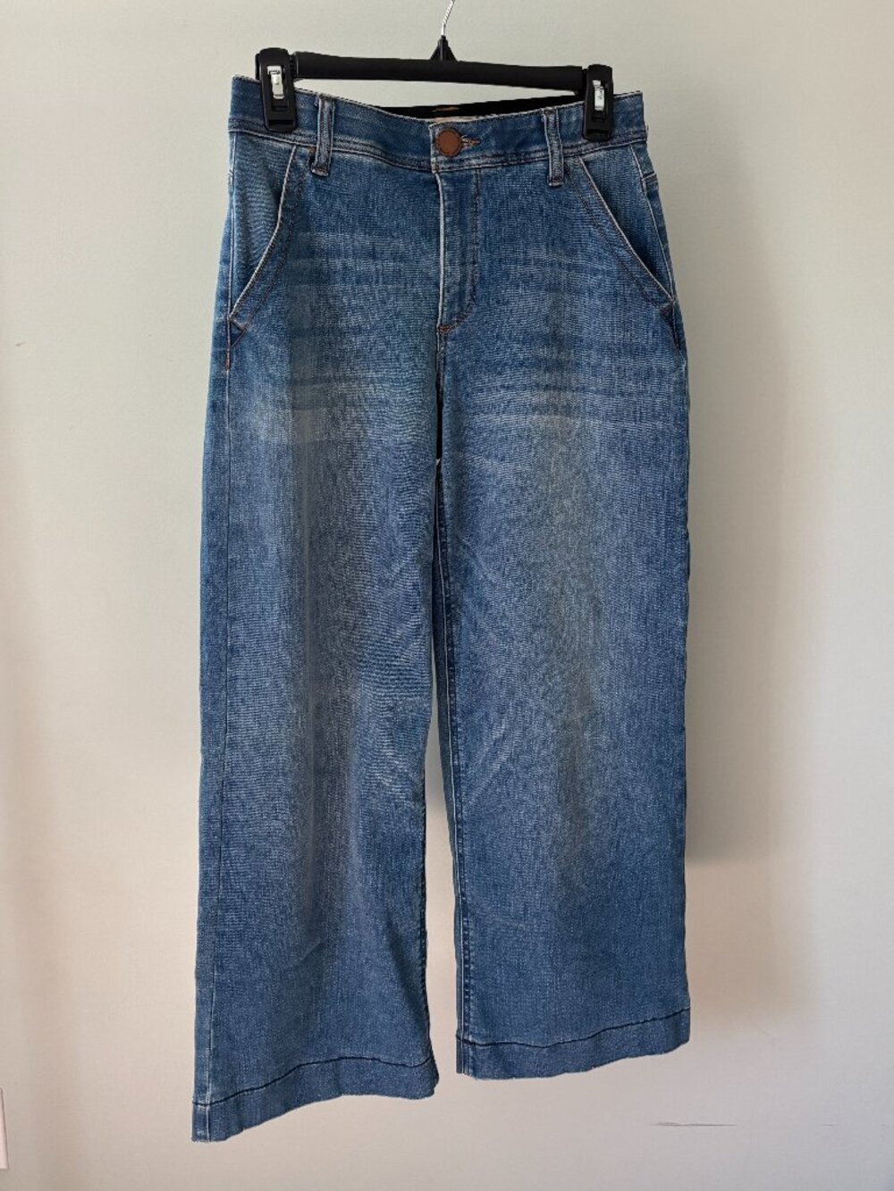 Democracy "Ab"solution Wide-Leg Cropped Jeans Size 4 Like New